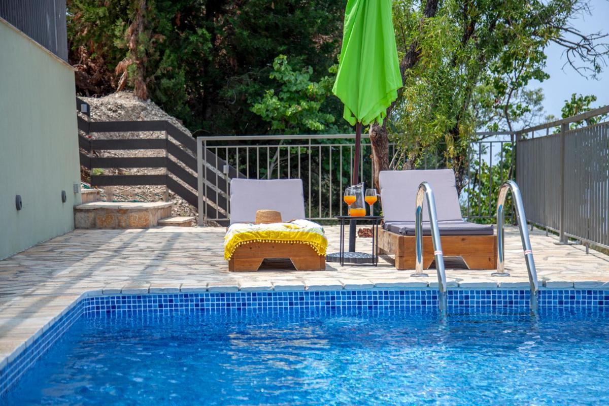 Villa Marina Kalamitsi  Bagian luar foto